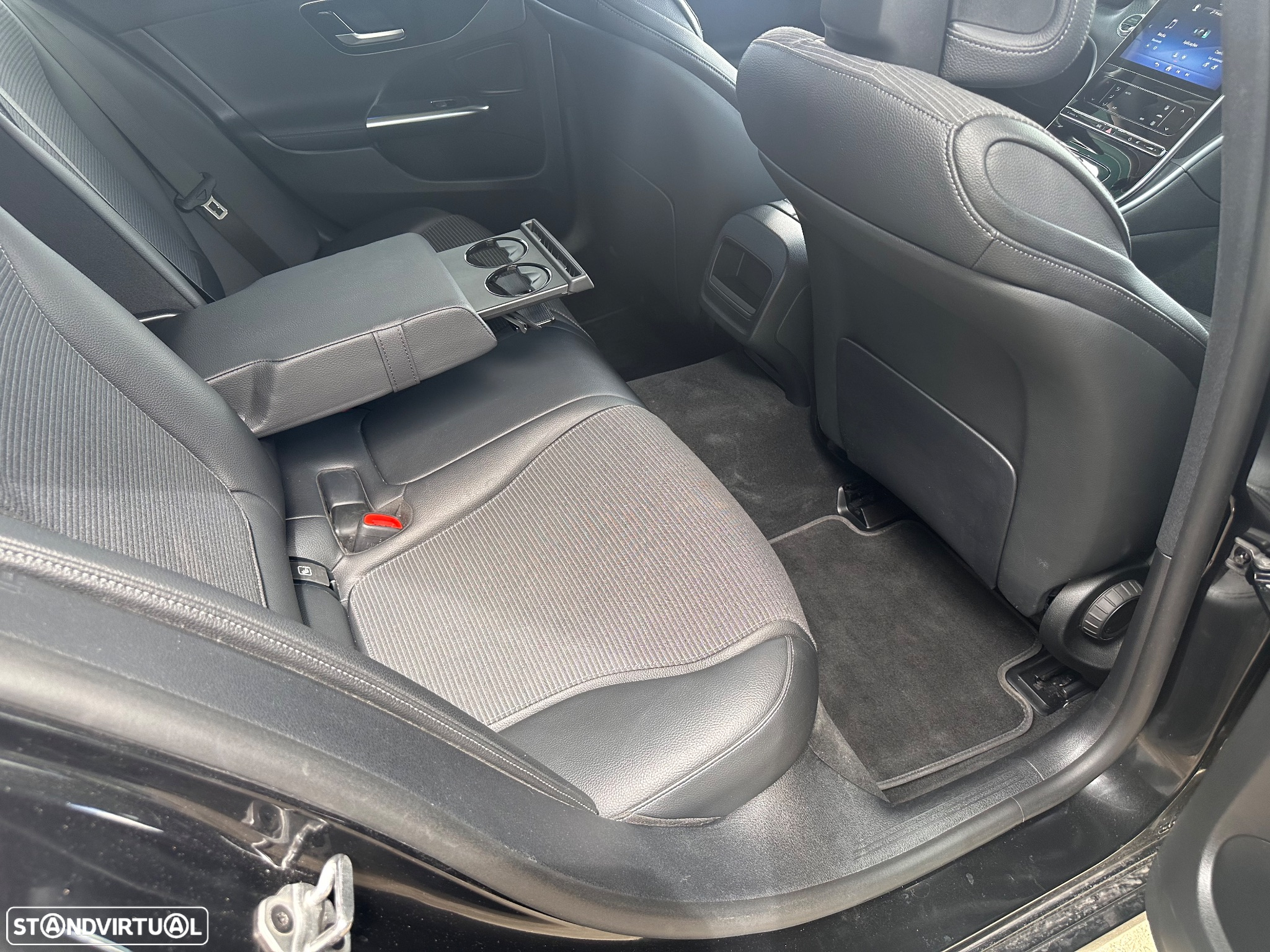 Mercedes-Benz C 220 d T 9G-TRONIC Avantgarde Advanced - 12