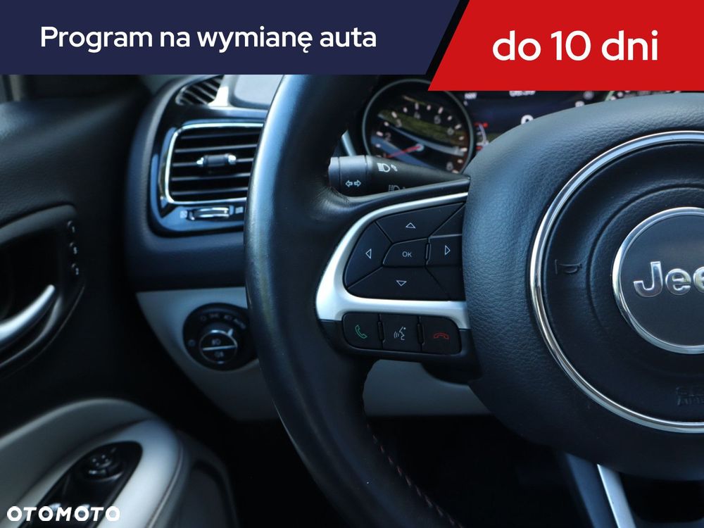 Jeep Compass - 22