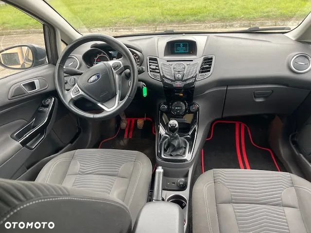 Ford Fiesta - 11