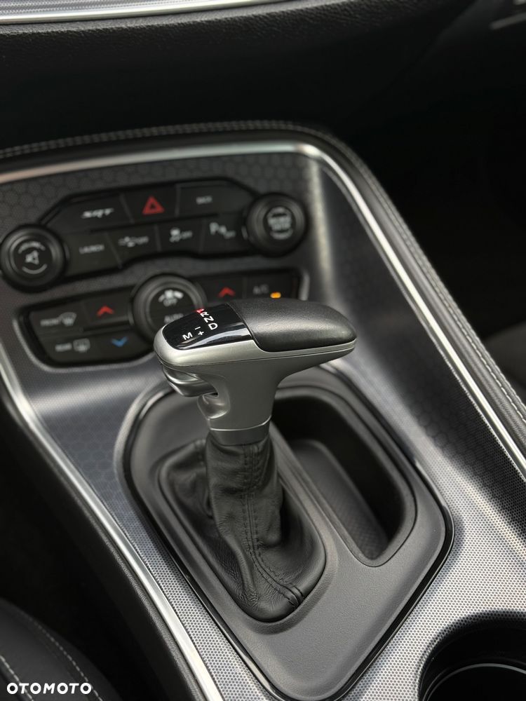Dodge Challenger Automatik SRT 392 - 23