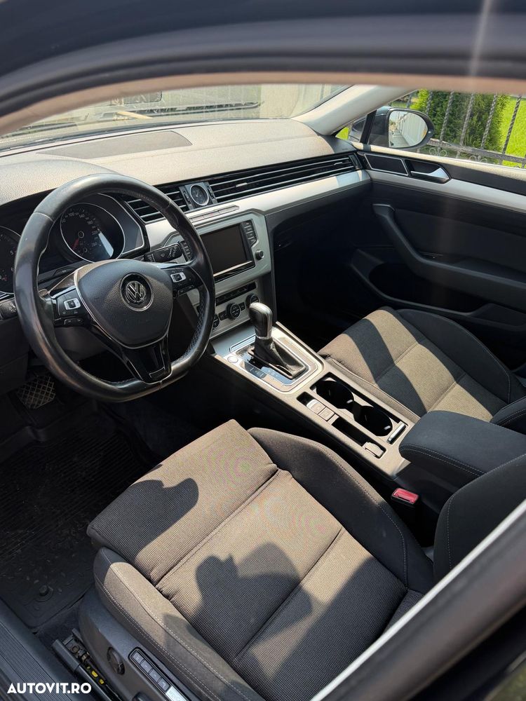 Volkswagen Passat - 9