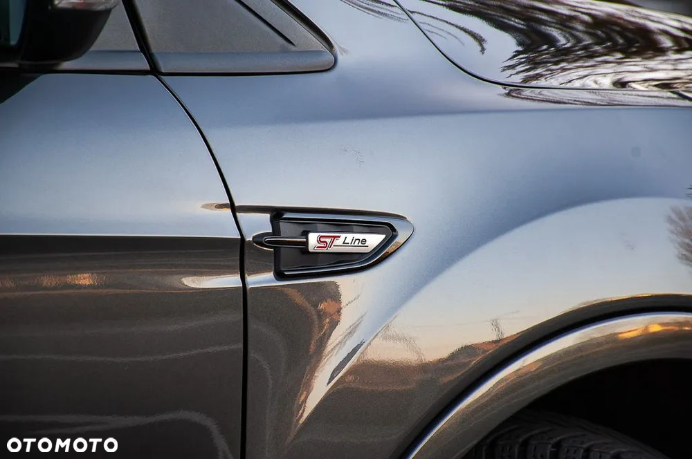 Ford Kuga 2.0 TDCi AWD ST-Line - 32