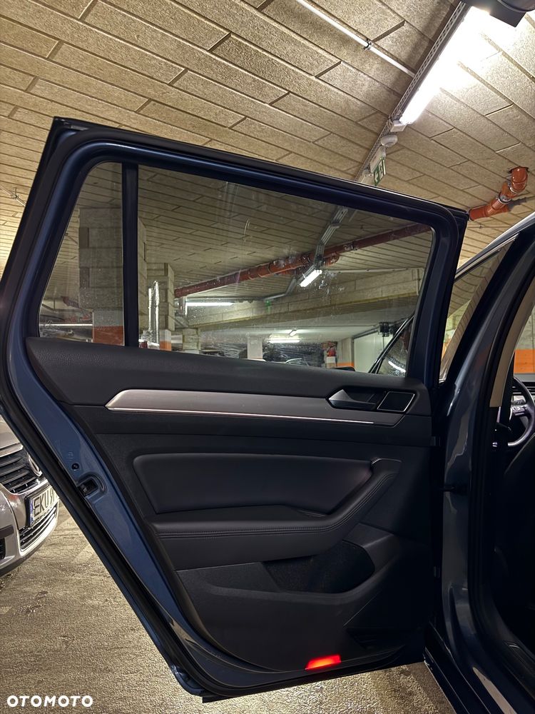Volkswagen Passat 2.0 TDI SCR DSG 4Motion Business - 11