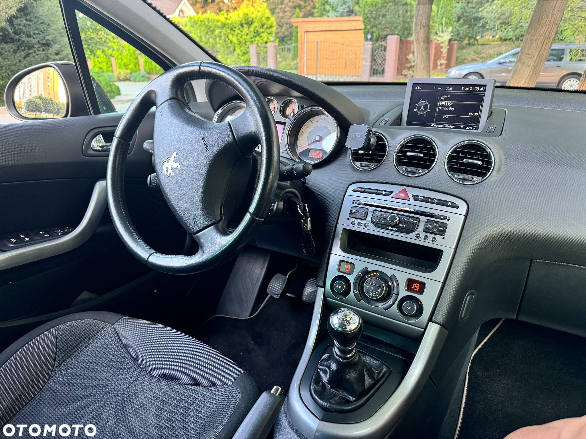 Peugeot 308 2.0 HDi Allure - 16