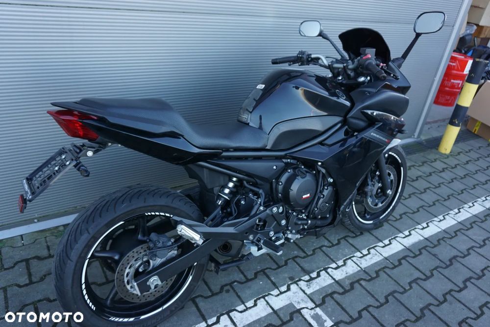 Yamaha XJ - 3