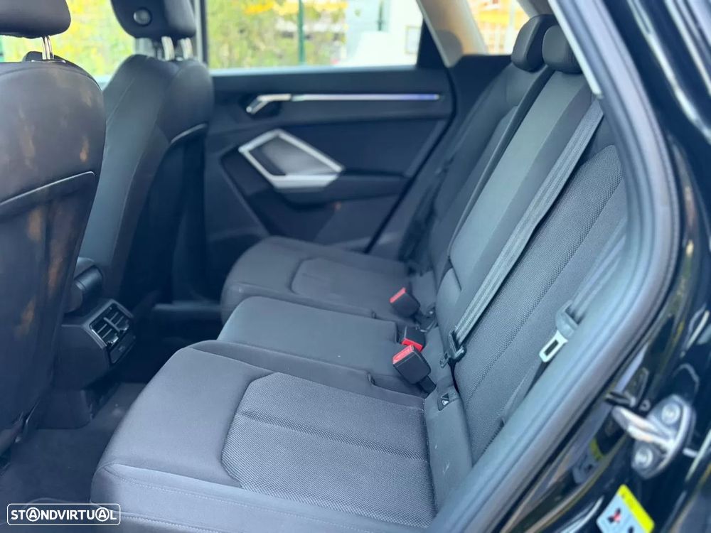 Audi Q3 TFSI SE Business S tronic - 13