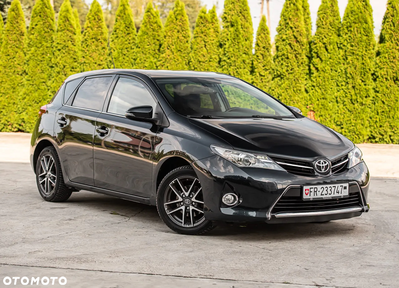 Toyota Auris 1.6 Premium Comfort - 2