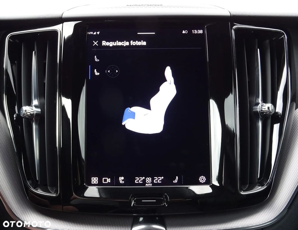 Volvo XC 60 T6 AWD Recharge Geartronic Inscription - 25