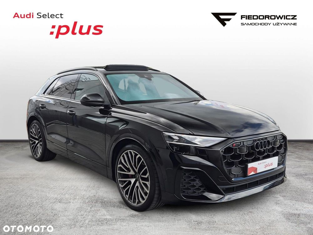 Audi SQ8 - 8