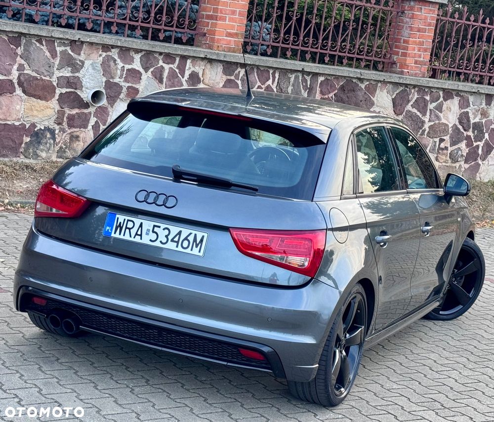 Audi A1 Sportback 1.4 TFSI S tronic S line Sportpaket - 10