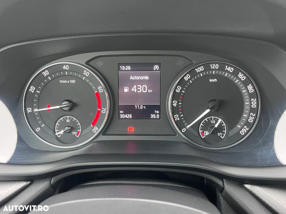 Skoda Octavia 1.5 TSI Ambition - 12