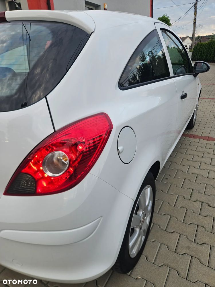 Opel Corsa 1.2 16V - 13