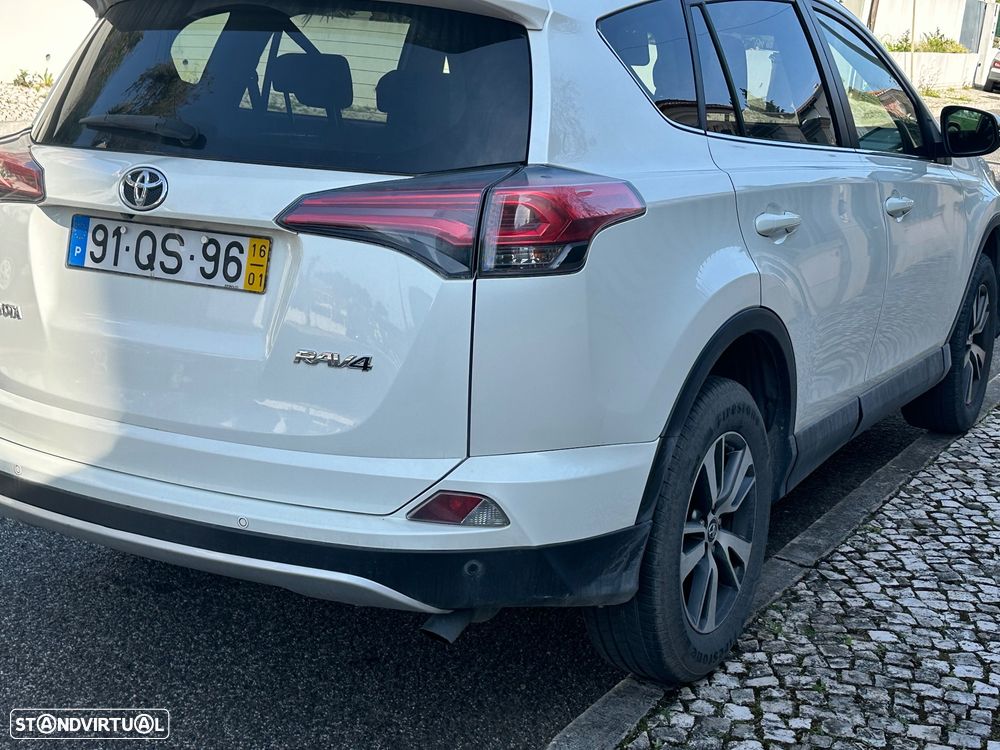 Toyota RAV4 2.0 D-4D Comfort - 4