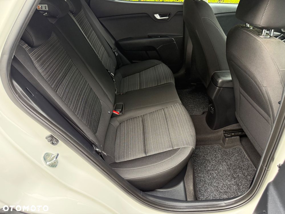 Kia Stonic 1.6 CRDi SCR XL - 21