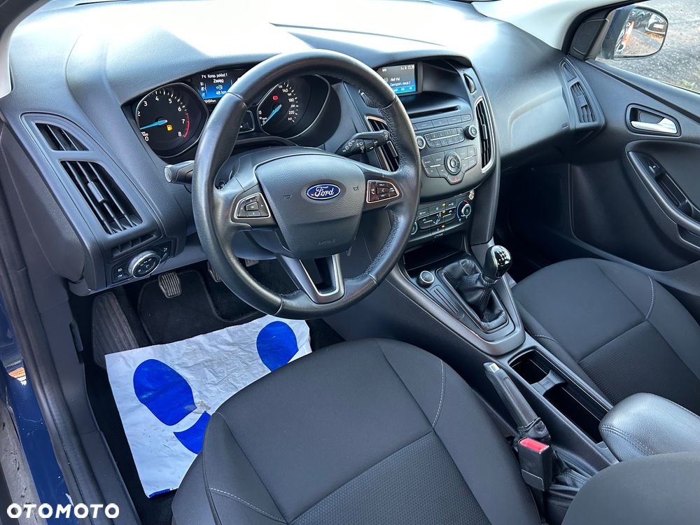 Ford Focus 1.6 Trend - 20