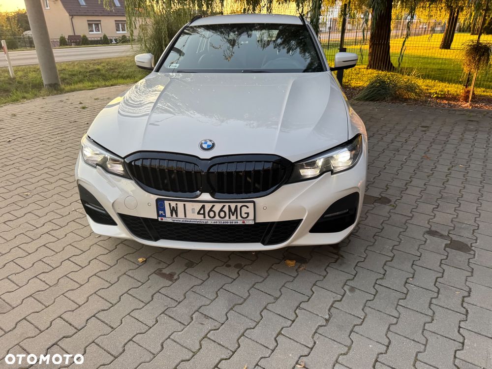 BMW Seria 3 318i M Sport sport - 9