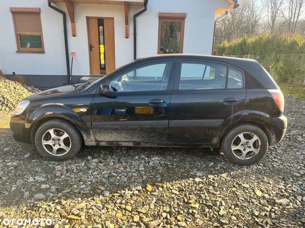 Kia Rio 1.4 Comfort - 7