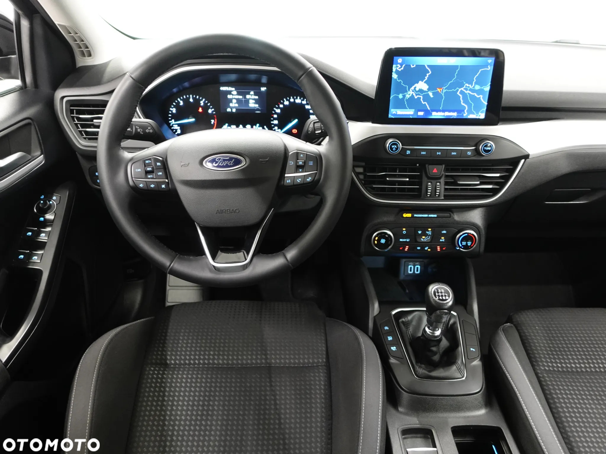 Ford Focus 1.0 EcoBoost mHEV Active - 30
