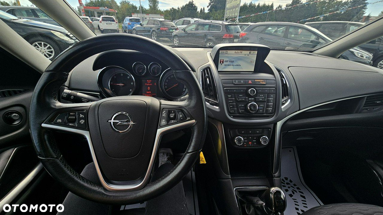 Opel Zafira - 34