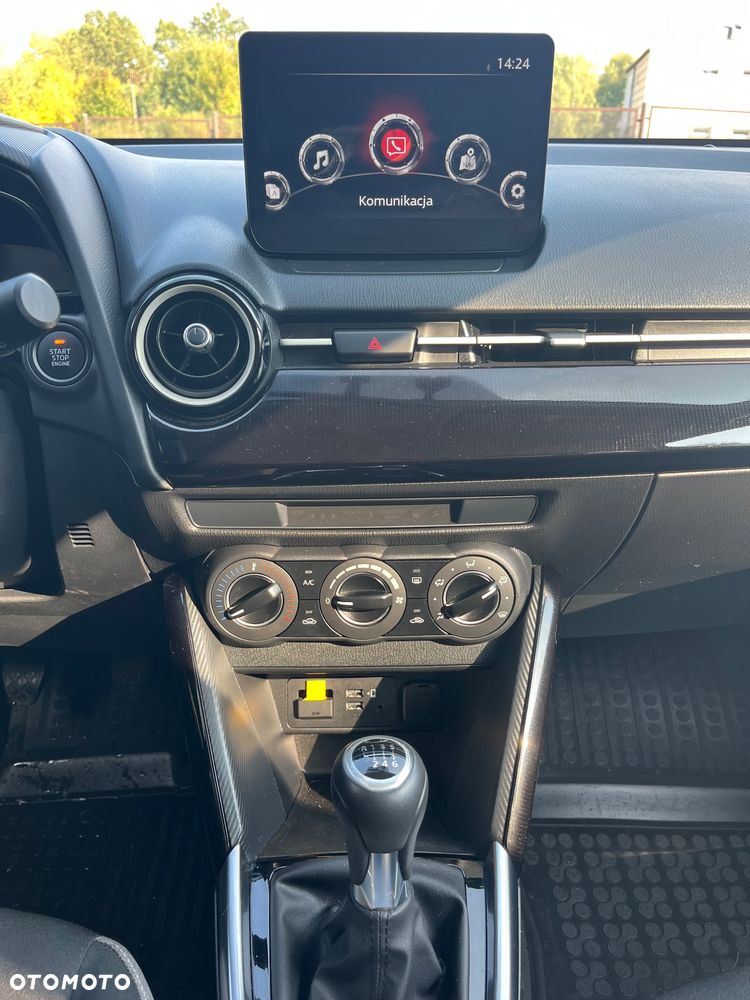 Mazda 2 - 18