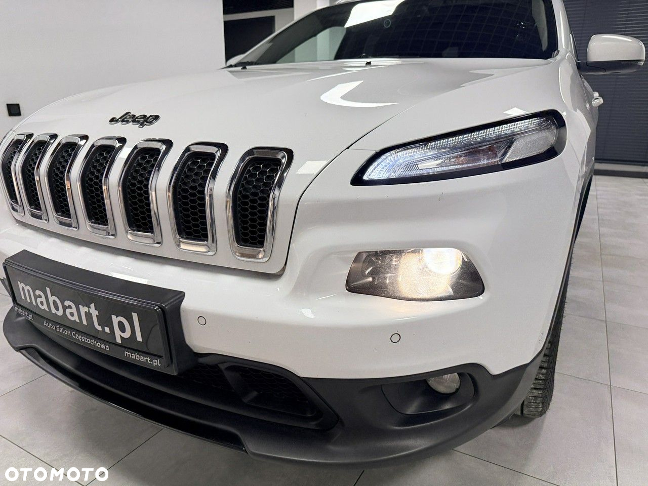 Jeep Cherokee 2.0 MJD 4x2 Longitude EU6 - 9