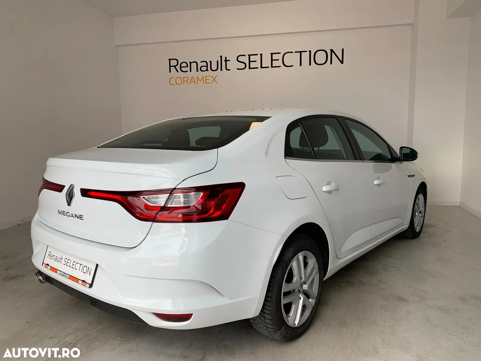 Renault Megane TCe EDC Zen - 2