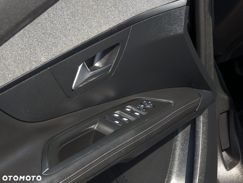 Peugeot 3008 BlueHDi 130 Stop & Start Allure - 20