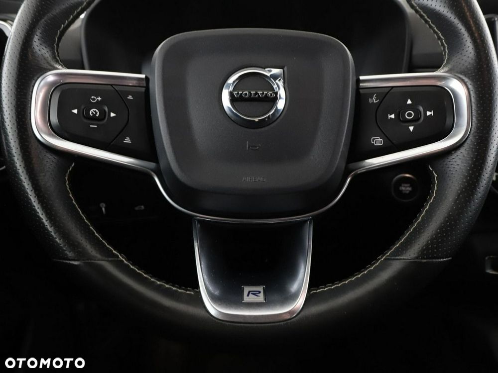 Volvo XC 40 D3 SCR R-Design - 22