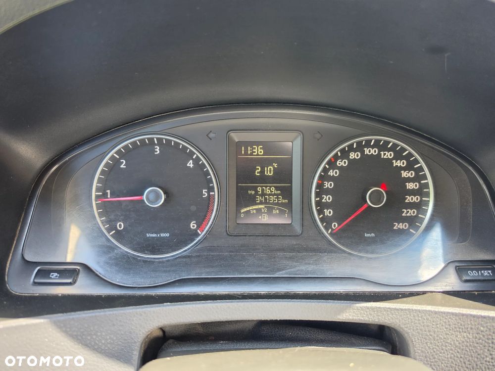 Volkswagen Transporter - 11