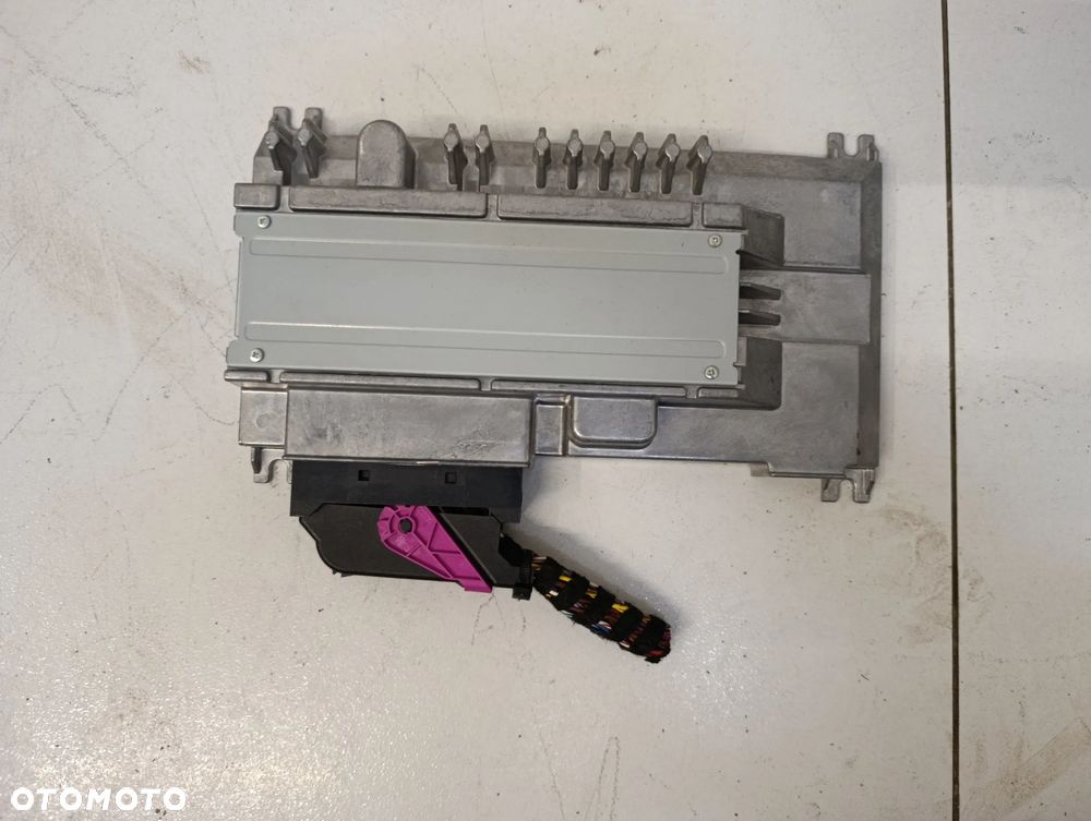 Wzmacniacz radia audio bang olufsen Audi Q8 e-tron etron - 2