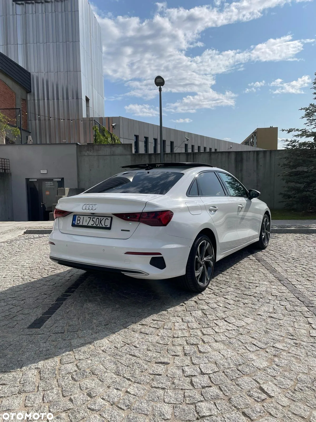 Audi A3 40 TFSI Limousine quattro S tronic advanced - 4