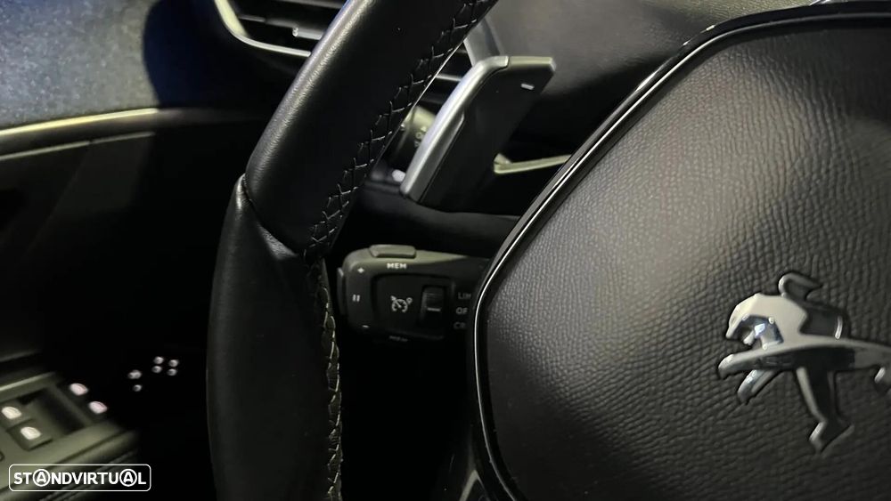 Peugeot 3008 1.6 Hybrid Allure Pack e-EAT8 - 19