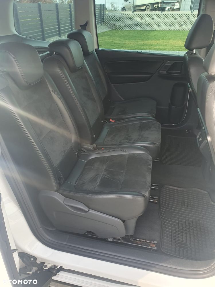 Volkswagen Sharan 2.0 TDI 4Motion BlueMotion Technology Highline - 8