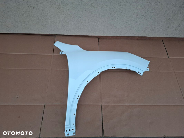 BŁOTNIK PRZEDNI FORD KUGA MK3 LV4B-S16072-AA ORYGINAŁ ŁADNY STAN