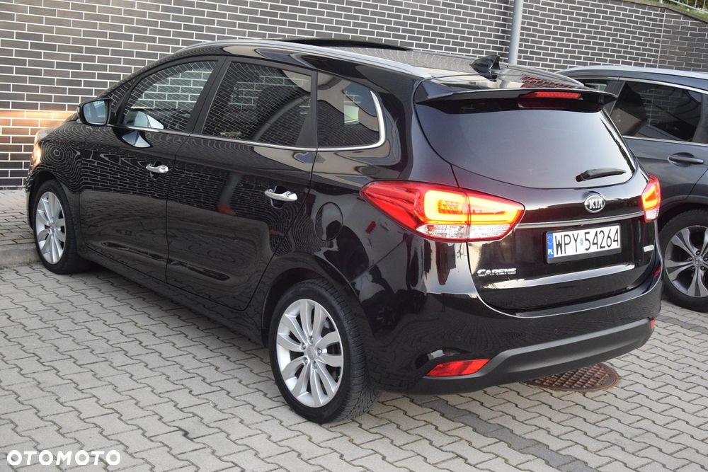 Kia Carens 1.7 CRDi 141 ISG Spirit - 28