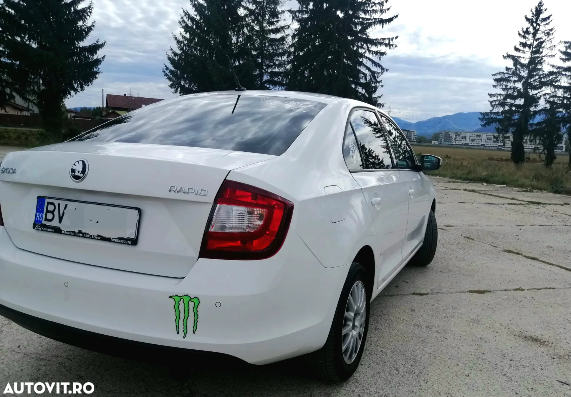 Skoda RAPID 1.0 TSI Ambition - 11