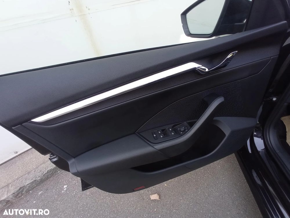 Skoda Octavia 2.0 TDI DSG Style - 16