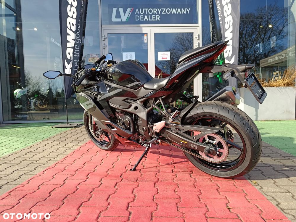 Kawasaki ZX - 5
