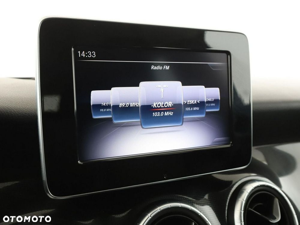 Mercedes-Benz CLA 180 d 7G-DCT - 24