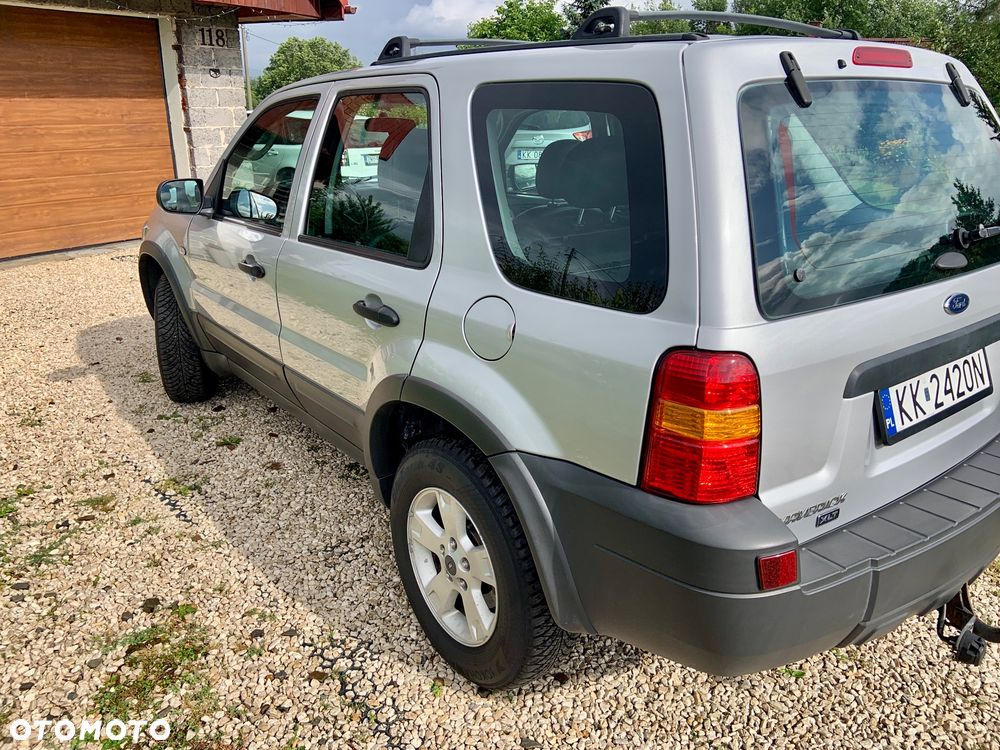Ford Maverick - 4