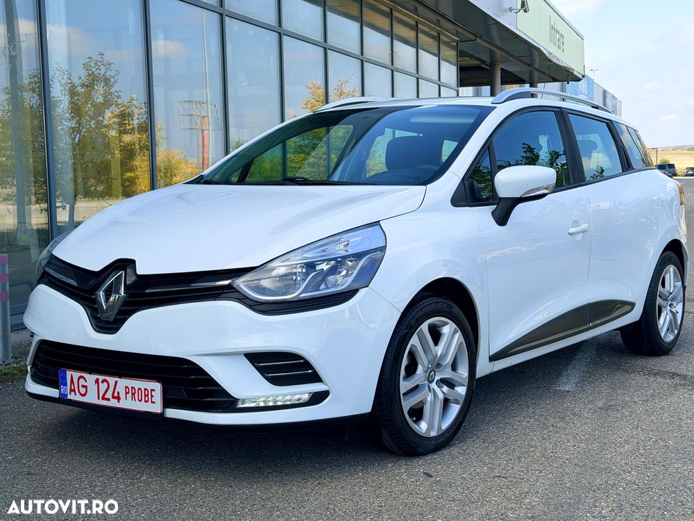Renault Clio - 1