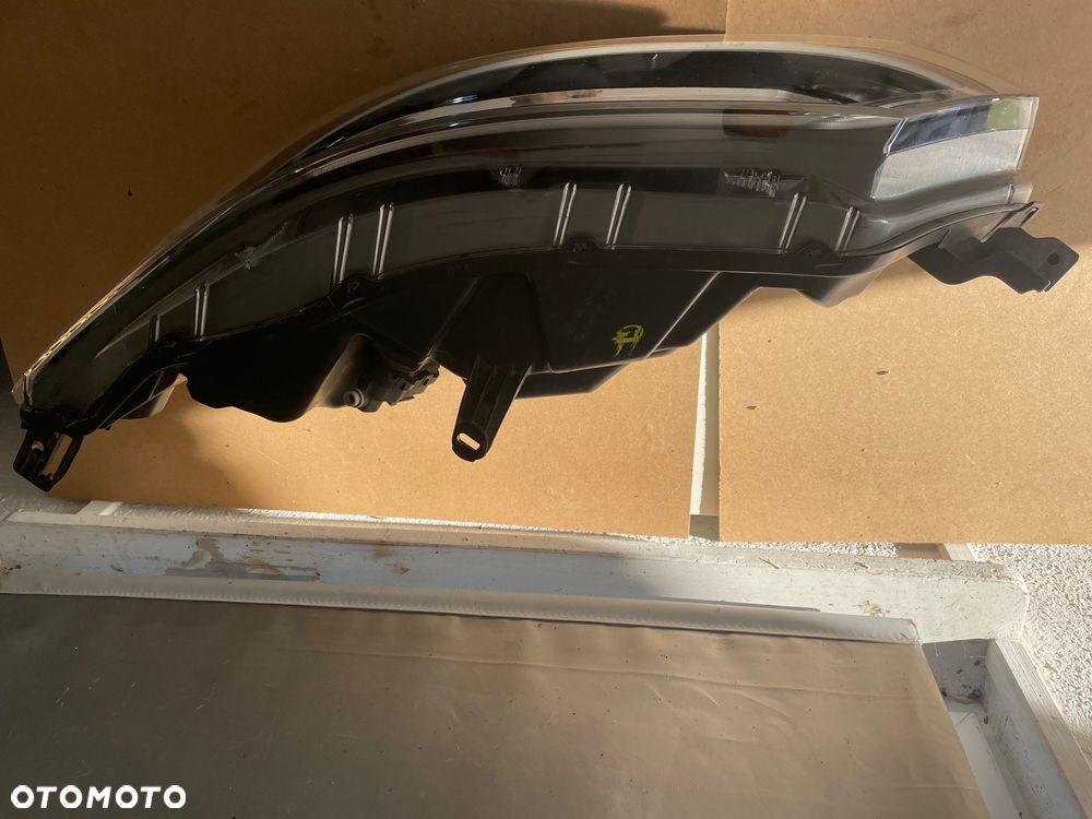 Nissan QASHQAI  II J11 Liftlampa lewa reflektor cał - 6