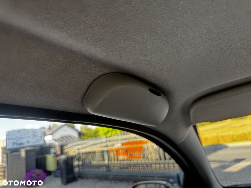 Opel Corsa 1.2 16V Comfort - 28