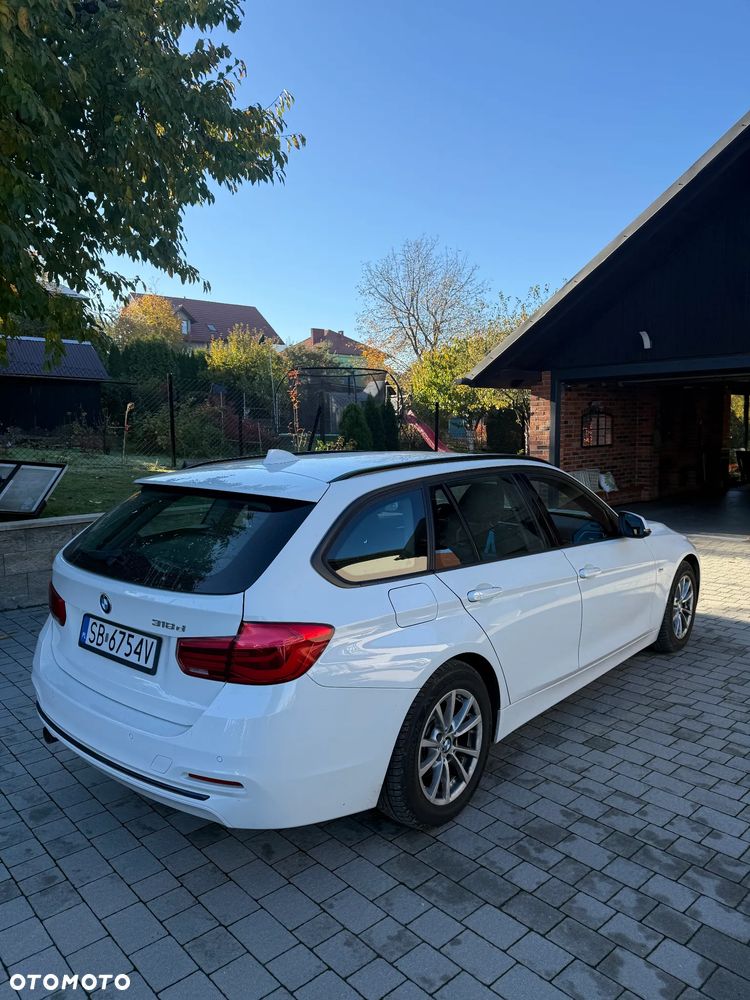 BMW 3 Series 2018 photo 4