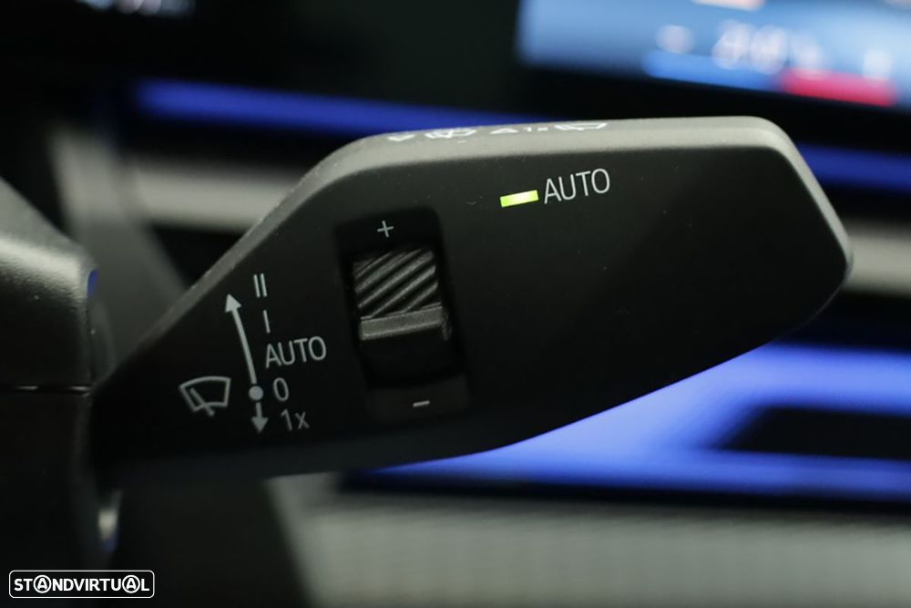 BMW i5 xDrive40 Edição Desportiva M - 21