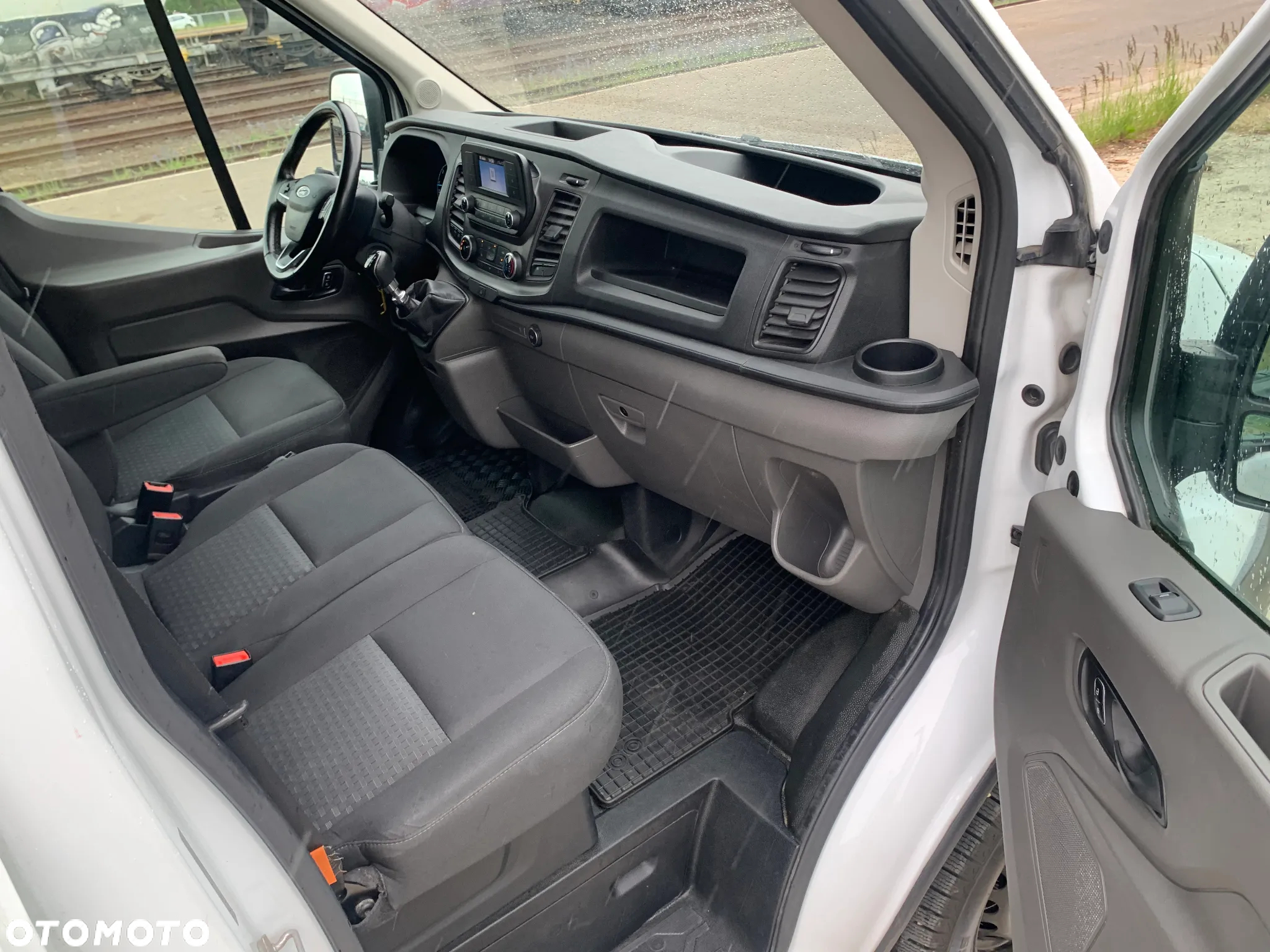 Ford Transit - 9