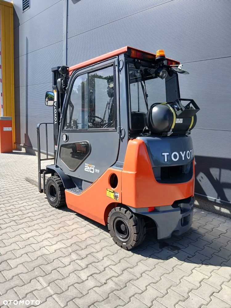 Toyota 02-8FGKF20 - 5