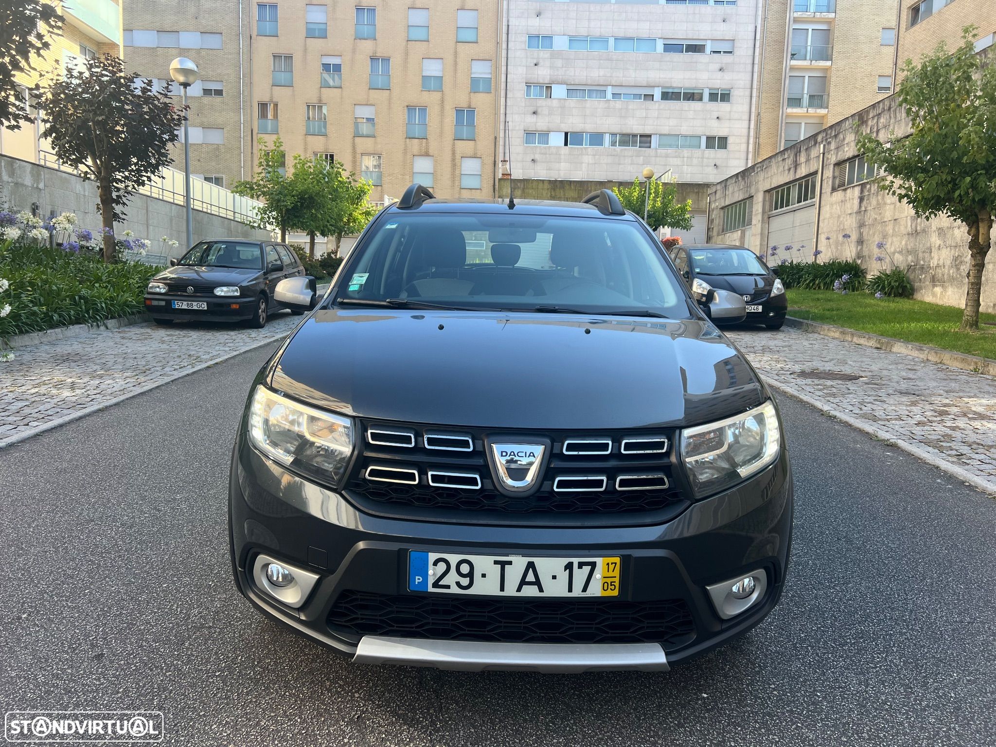 Dacia Sandero - 1