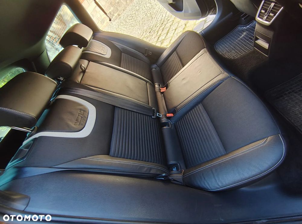 Skoda Octavia Combi 2.0 TDI RS - 20