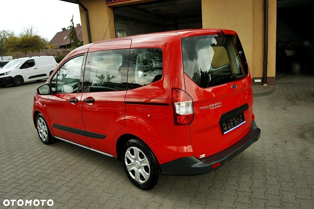 Ford Transit Courier - 5